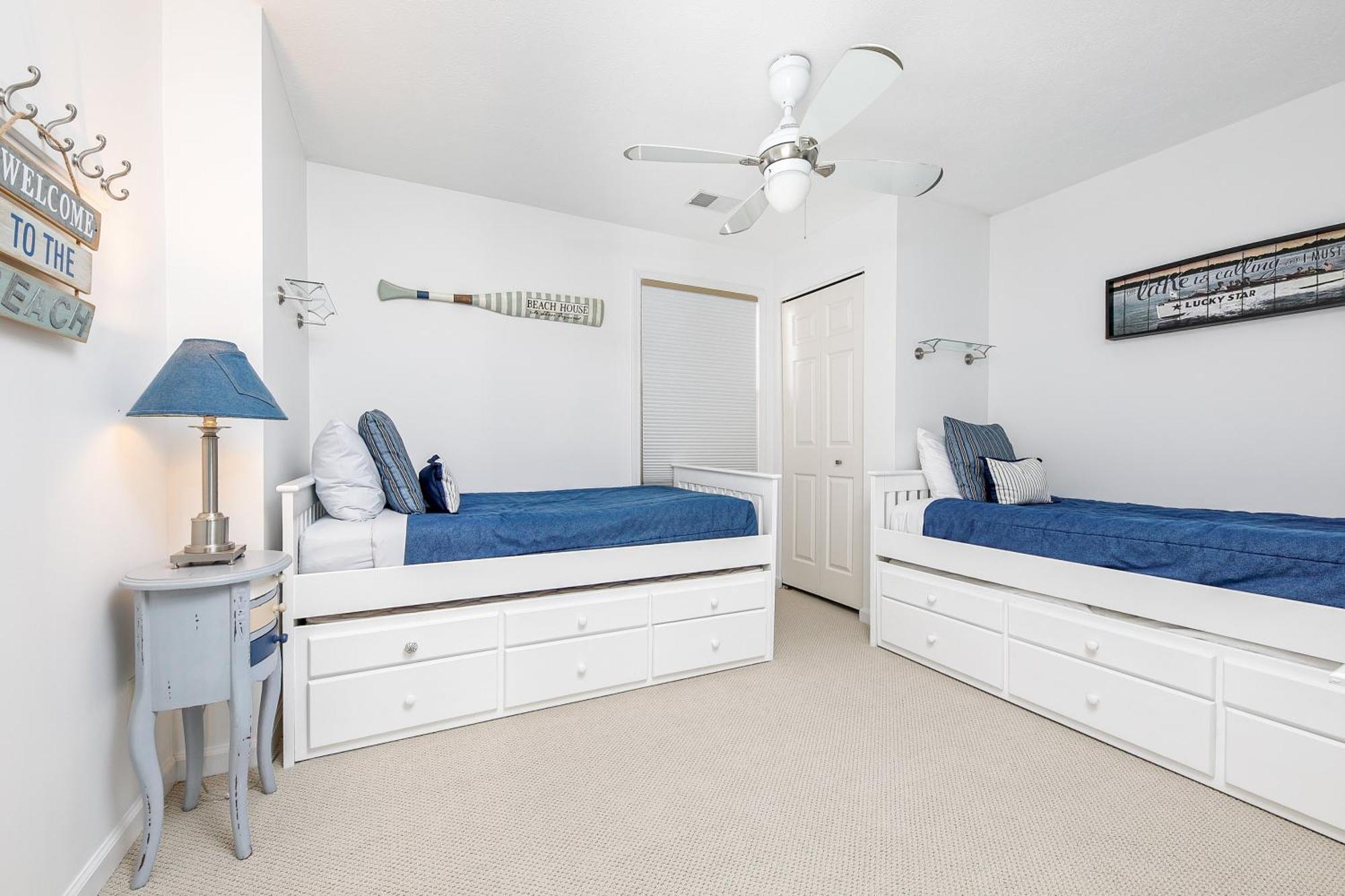 Gorgeous 2 Bedroom Lake View Condo Traverse City Exteriör bild